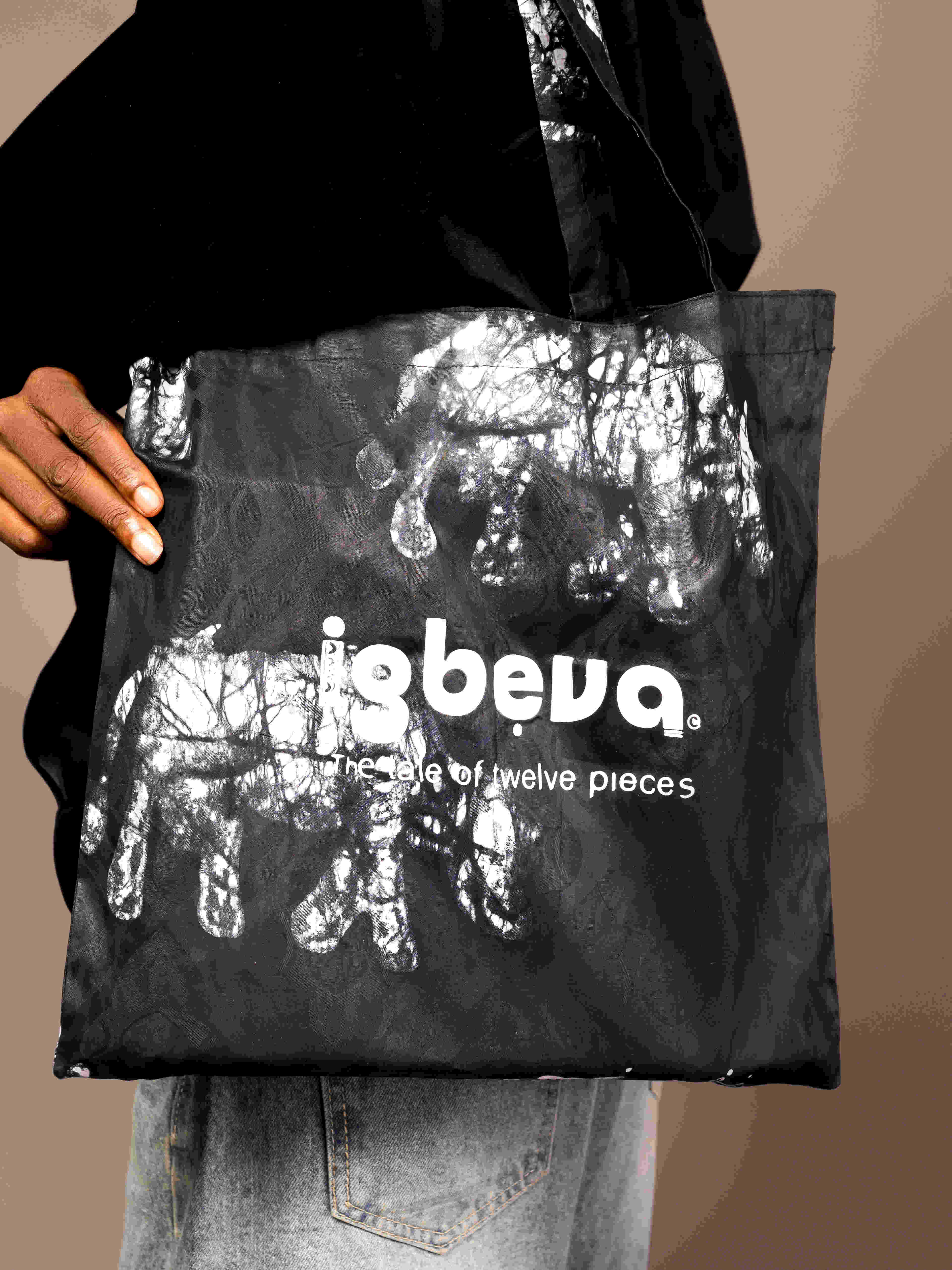 Omoja Tote